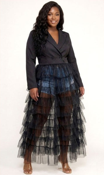 Black tiered tulle blazer duster 01 main curvy model